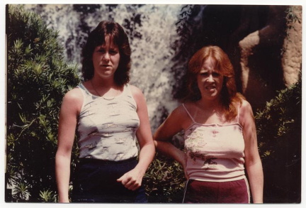 brenda and patti  busch gardens